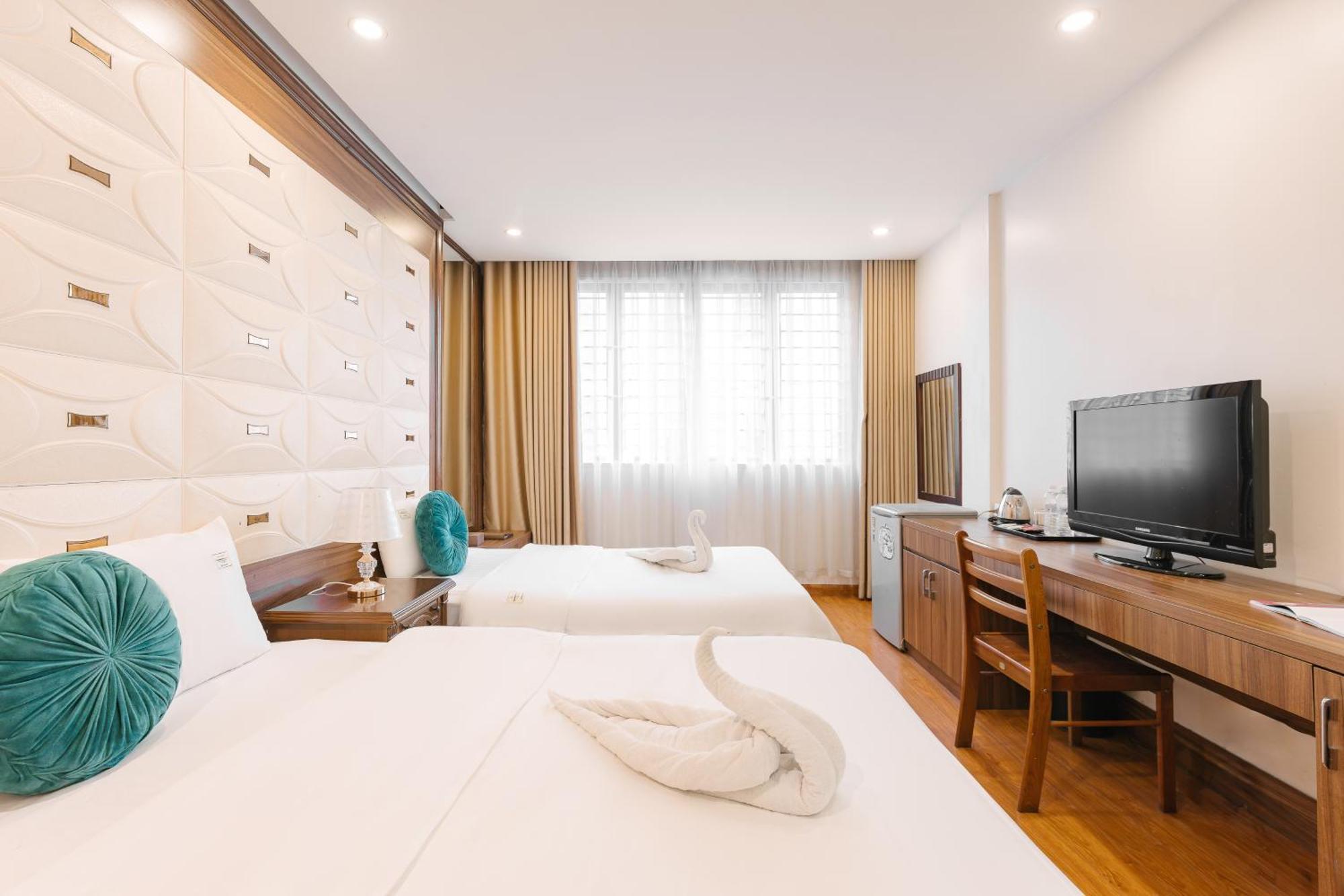 The Ky Moi Hotel And Spa - Ha Noi Center- Near Vincom Ba Trieu Hanoi Exterior photo