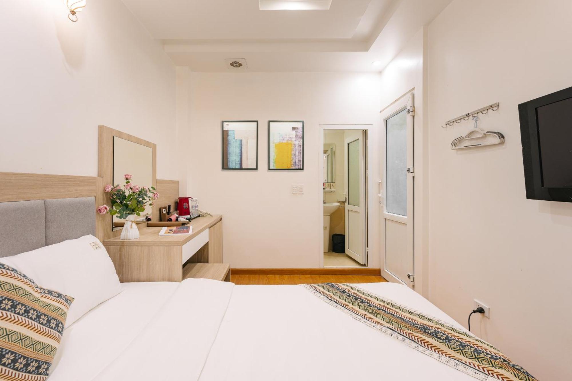 The Ky Moi Hotel And Spa - Ha Noi Center- Near Vincom Ba Trieu Hanoi Exterior photo