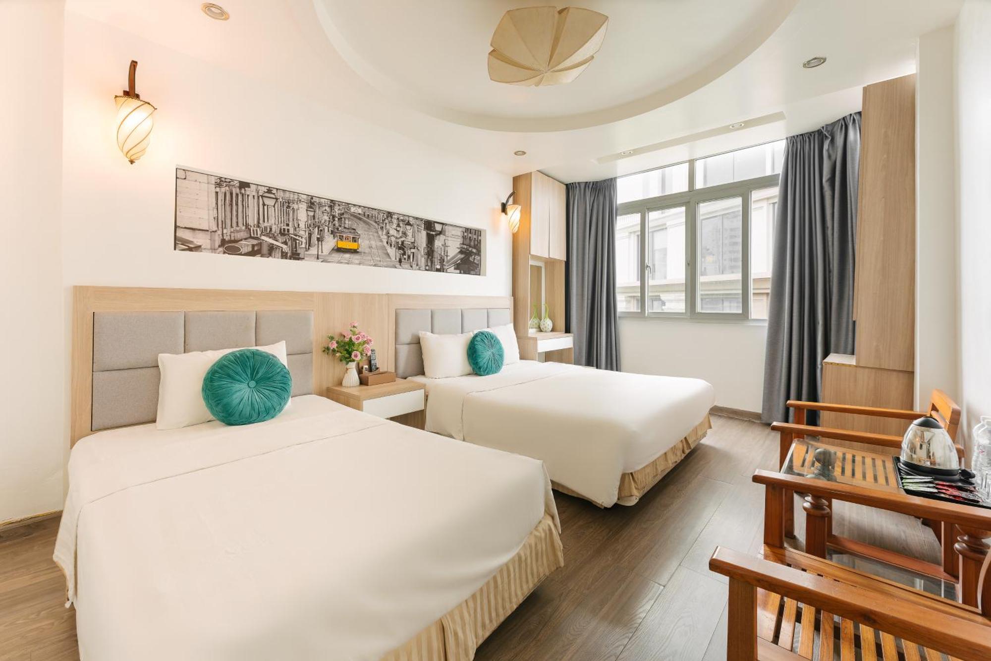 The Ky Moi Hotel And Spa - Ha Noi Center- Near Vincom Ba Trieu Hanoi Exterior photo